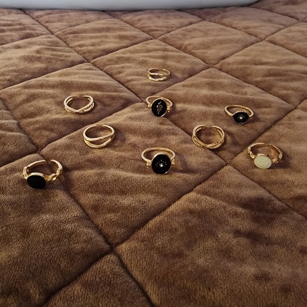 NEW Signet and Accent Ring Bundle